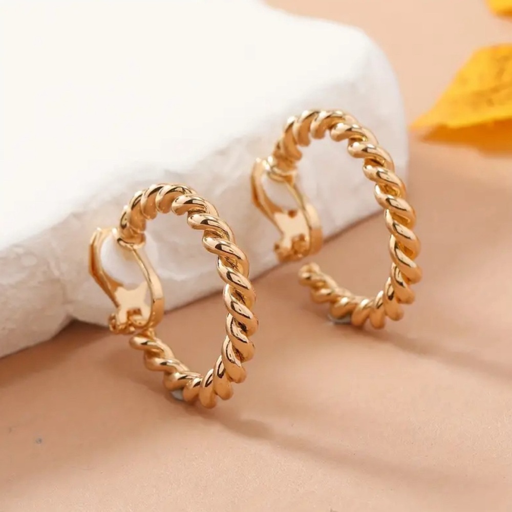 Circle Spiral Twist Clip On Earrings
